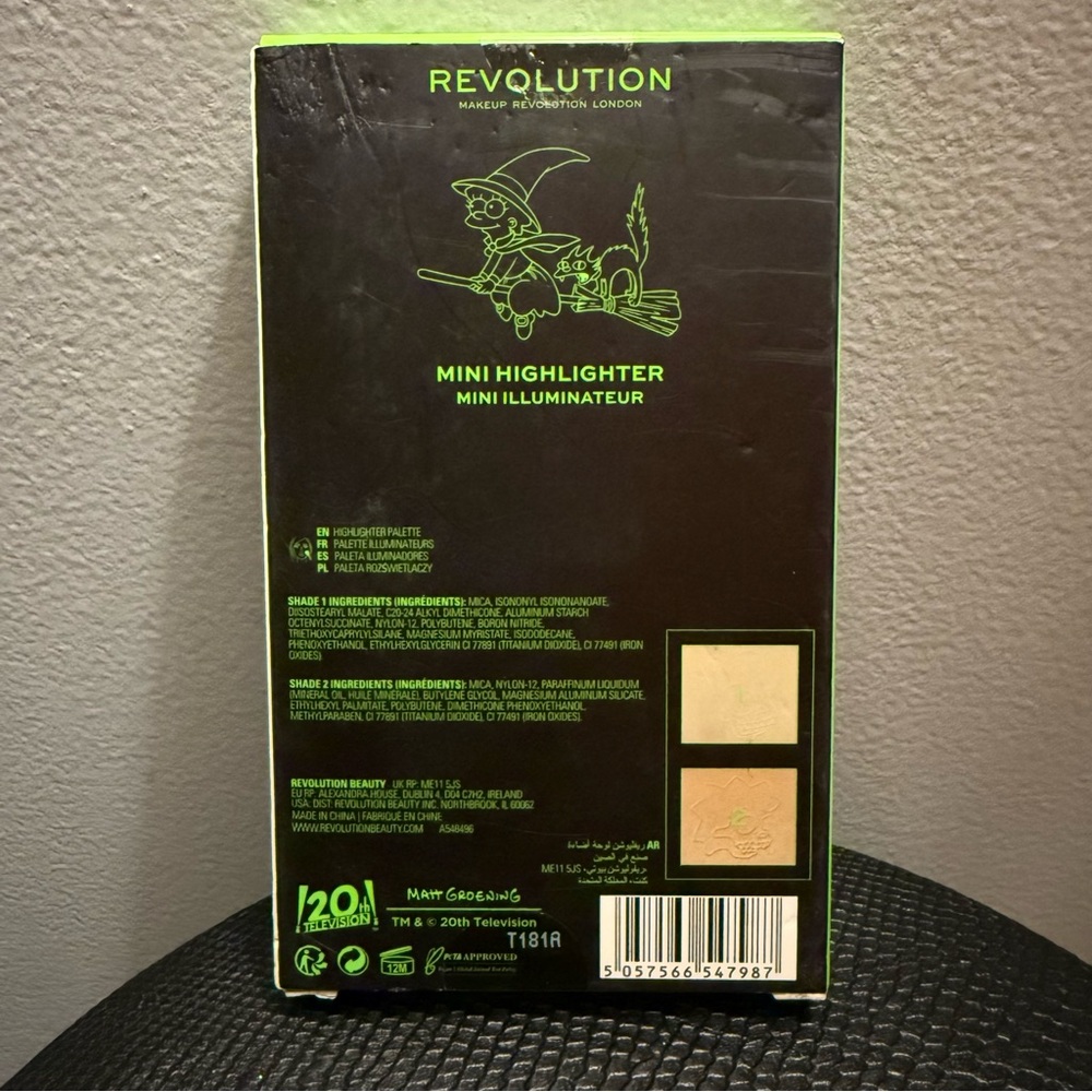 Makeup Revolution X Simpsons Highlighter Palette Witch Lisa Treehouse of Horror - Picture 2 of 4